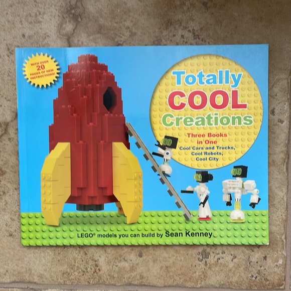 Set of 2- Cool Creations Lego Books by Sean Kenney Hard and Softcover - Picture 2 of 3